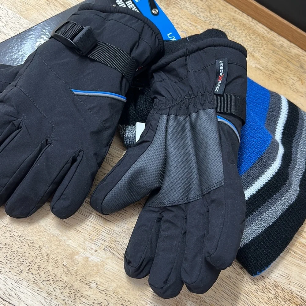 New, shipped fast- ZX Outdoor Beanie & Winter Glove Set K8